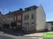 Maison Location 3 chambres à Luxembourg-Limpertsberg - 3 150 € A louer : Au cœur du Limpertsberg, l´un des plus beaux quartiers du Luxembourg, on vous propose cette magnifique maison ancienne dans un très bon état, disposant d’une surface habitable de +-150m², d'un jardin avec terrasse et d'un garage fermé.
La maison, idéale pour une famille avec 2 enfants, se situe à 5 minutes de marche de l’école primaire et de l’université du Luxembourg et une dizaine de minutes du centre-ville. L’adresse est 53, avenue de la Faïencerie L-2511 Luxembourg.
La composition est la suivante :
Sous-sol :
- Garage fermée
- Buanderie
- Chaufferie
- Caves
Rez-de-chaussée :
- Hall Entrée
- Cuisine équipée
- Salle à manger
- Living
- WC séparé
- Terrasse et jardin
1ier étage :
- Cage d’escalier + Hall
- Chambre à coucher 1
- Chambre à coucher 2
- Salle de douche avec WC
2ième étage :
- Cage d’escalier + Hall
- Chambre à coucher 3
- Garderobe
- Salle de bain avec WC
SURFACES :
Sous-sol
- Chaufferie + Buanderie + Cave : - -22,40m2
- Cave : -9m2
- Garage : - 1 voiture
Rez-de-chaussée :
- Hall Entrée : -Carrelage -14,52m2
- Cuisine équipée : - Carrelage -8,50m2
- Salle à manger : -Parquet -24m2
- Living : -Parquet -18,75m2
- WC séparé : -Carrelage -1,25m2
1ier étage
- Cage d’escalier + Hall : -Parquet -10,30m2
- Chambre à coucher 1: -Parquet -15,55m2
- Chambre à coucher 2 : -Parquet -14,10m2
- Salle de douche : -Carrelage -9m2
2ième étage :
- Cage d’escalier + Hall -Parquet -10,30m2
- Chambre à coucher 3 -Parquet -12,45m2
- Garderobe -Parquet -4m2
- Salle de bains -Carrelage -8m2
----------------------
LES +
- Jardin avec terrasse orientation ouest.
- Garage fermée.
- Double vitrage.
- A proximité des écoles, crèches, commerces , cinéma et du centre ville.
- Très bonne desserte par les transports publics – Bus Ligne 3, 4 et 19 et Tramway à partir de août vers Kirchberg)
-----------------------
Disponibilité : Début septembre
Les animaux ne sont pas acceptés
Loyer mensuel : 3.150.- €
Garantie bancaire : 3 mois
Frais d’agence : 3.685,50.- € (T.V.A. 17% incluse)
Pour plus de renseignement ou un Rendez-Vous pour visiter contactez :
SIGELUX : 46 71 31 - 691 65 07 24 ou info@sigelux.lu