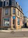 Local commercial Vente à Thionville-Saint-François - 95 000 € THIONVILLE SAINT FRANCOIS Local commercial dans artère passante de 51m² avec vitrine comprenant une pièce principale, un bureau, wc et coin cuisine .
Grande cave
Chauffage gaz individuel neuf
Pas de travaux à prévoir
FACILITE DE STATIONNEMENT