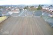 Penthouse Vente 1 chambre à Perl - 349 000 € L'agence immobilière Christine Simon Sàrl ayant un mandat exclusif vous propose un Penthouse d'une superficie totale d'environ 69,43 m2 situé à PERL (D) au prix de 349.000 €. L'appartement est actuellement en location.Idéal aussi pour un investisseur !Description du Penthouse au 3ème étage:- Penthouse Nr. 14 d'environ 69,43 m2 habitable, surface utile environ 165m2. Un hall d'entrée avec débarras et une toilette séparée. Une cuisine équipée avec Ilot central ouverte sur le living, une grande chambre à coucher et un grenier aménagé. Terrasse d'environ 80 m2 rénovée en 2015. Un garage fermé pour 1 voiture et un emplacement extérieur devant ainsi qu'une cave privative.Le Penthouse est climatisé. La localité PERL (D) se trouve au coeur des 3 frontières, l'Allemagne le Luxembourg et la France. Perl est une localité agréable à vivre aussi bien pour des jeunes que pour les personnes âgées. Dans la commune et celles voisines se trouvent de nombreux commerces, écoles p.ex. école fondamentale et le Lycée de Schengen ainsi que des crèches accessibles à pied. L'entrée de l'autoroute Saarebruck-Luxembourg est à quelques minutes en voiture.Distances de Perl à:02 km à L-Schengen24 km à D-Merzig27 km à D-Saarburg45 km à L-KirchbergPour plus d'informations, n'hésitez pas à contacter l'agence par eMail: info@chrisitinesimon.lu ou par téléphone: +352 26 53 00 30.Les honoraires d'agence sont à charge de l'acquéreur (3,57 %). Die Immobilienagentur Christine SIMON GmbH mit Alleinauftrag, bietet Ihnen zum Verkauf ein Penthouse mit einer gesamt Wohnfläche von 69,43 qm und 165qm inklusive Terrasse gelegen in Perl (D) zum Preis von 349.000 €.Die Wohnung ist zurzeit vermietet. Geeignet auch für Investoren !Beschreibung vom Penthouse im 3 t'en Stock:- Penthouse Nr. 14 von ungefähr 165 qm Nutzfläche und ungefähr 69,43 qm Wohnfläche. Ein Eingangsbereich mit Abstellkammer und 1 separaten Toilette. Eine Einbauküche mit einer zentralen Kücheninsel zusammen mit dem Wohnzimmer, ein grosses Schlafzimmer und ein ausgebauter Speicherraum. Eine 2015 renovierte Terrasse von ungefähr 80 qm. 1 Garage und 1 Aussenstellplatz sowie 1 Kellerraum.Das Penthouse ist mit Klimaanlage ausgestattet.Perl (D) befindet sich im grenzenlosen Dreiländereck Deutschland, Luxemburg und Frankreich und ist ein sehr angenehmer Wohnort. Perl hat sowie für junge und ältere Leute viel zu bieten. In der Gemeinde und in den Nachbargegenden gibt es zahlreiche größere Einkaufsmärkte, Schulen, u.a. die grenzüberschreitende Gemeinschaftsschule