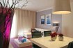 Appartement Vente 2 chambres à Vieira de leiria - 145 000 € Appartement situé à deux pas de la plage, avec deux chambres à coucher, salon salle à manger avec sortie sur balcon, salle de bain, cuisine, garage.
Le bâtiment possede une piscine commun, un parc pour enfants, salle de sports, bain turque, sauna, jacuzzi.
Plusieurs biens disponibles dans ce bâtiment
Les photos sont de l'appartement modèle.
Financements à 100% par une institution financière Portugaise.
N‘hésitez pas à nous contacter pour plus d‘informations.
Plein de raison pour invertir au Portugal ce beau pays offre des conditions attractives pour votre achat, qu‘il soit à titre personnel ou pour investissement.
Vous vivez dans un pays avec une grande variété de paysages et d‘environnement à courtes distances, plages avec étendus de sable à perte de vue, montagnes et de plaines dorées, villes cosmopolites et un patrimoine millénaire.
Sans oublier les avantages fiscaux pour les pensionnés qui veulent habiter au Portugal.
Pas de taxe sur le revenu pendant 10 ans.
Ref agence :881210