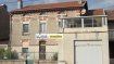 Maison mitoyenne Vente 6 chambres à Conflans-en-Jarnisy - 123 000 € ..................EXCLUSIVITE.....................
REF 4036 : Grande maison familiale de 213m²+/- sur 15ares+/- a rénover.
Très bel aménagement possible sur grand potentiel exploitable.
RDC : Couloir traversant distribuant 4 Pièces, un wc, un grand garage 3vl avec porte électrique, une dépendance/chaufferie.
A l'étage : 6 pièces + véranda dominante sur le secteur .
Un grand grenier aménageable avec créations supplémentaires possibles.
Une cave.
Chauffage central fuel sur 1er étage.
D.V. PVC avec volets roulants en partie.
Travaux de rénovation à prévoir.
Un grand jardin avec une partie en verger.
Ce bien a retenu votre attention, pour un simple renseignement ou une visite détaillée par un professionnel de l'immobilier reconnu sur tout le secteur du JARNISY contactez ROGER 06.69.18.32.40.à LA CENTRALE IMMOBILIERE JARNY.