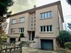 Immeuble de rapport Vente à Metz - 690 000 € TRES BELLE SITUATION. METZ QUEULEU : TRES BEL EMPLACEMENT - Dans un quartier prisé, au calme, avec vues dégagées sur la ville, immeuble indépendant entièrement libre, composé de deux appartement F6 de 145m2 hab chacun, un appartement F2 de 65m2, ainsi qu'un plateau d'environ 30m2 à aménager.. Grand sous-sol complet avec deux grands garages, les chaufferies, buanderies et caves de chaque appartement. En extérieur un jardin à diviser pour chaque lot. Chauffage individuel gaz (chaudière condensation)... Prévoir rafraichissement. PRIX : 690 000 EUR AGENCE IMMOBILIERE VENNER 03 87 63 66 38