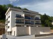 Appartement Location 1 chambre à Diekirch - 1 100 € Superbe petit penthouse lumineux de +/- 60 m2 en état tout neuf au 4ième et dernier étage offrant une cuisine équipée ouverte avec living/salle à manger avec accès sur une terrasse et une vue imprenable, 1 chambre à coucher avec dressing avec des armoires encastrées, salle de douche, WC séparé, cave et un emplacement intérieur.
Disponibilité: de suite
Ref agence :1170