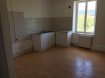 Appartement Location à Briey - 466 € c.c. BRIEY :
proche commerce, appartement de type F3 de 58.66 m² situé au 1er étage comprenant entrée, séjour, deux chambres, cuisine, salle de bains, wc DPE E
LOYER : 456 ' + CHARGES 10 '
DEPOT DE GARANTIE : 456 '
Honoraires d'agence : 285 '
TEL 06.150.144.36
Ref agence :2284661