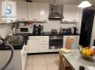 Appartement Vente 3 chambres à Colmar-Berg - 569 000 € *ESTIMATIONS GRATUITES*
HOMESELL Immo vous présente ce bel appartement d'une surface totale de 81.20m² qui se compose comme suit:
- Hall d'entrée
- Cuisine équipée donnant accès à un grand balcon
- Double-séjour
- 2 chambres
- 1 espace bureau ( utilisé en tant que chambre enfant)
Ce bien dispose aussi d'une cave, d'une buanderie commune ainsi que d'un garage fermé et un emplacement extérieur.
L'immeuble est géré par un copropriétaire.
Les charges actuels sont de 200€ dont le chauffage (gaz), l'eau et les parties communes sont inclus.
Paiement de l'électricité et poubelles à part.
Pour une visite n'hésitez pas à nous contacter au N.tél: 28 11 22-1 ou par mail: info@homesell.lu