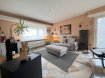 Appartement Vente 2 chambres à Peppange - 645 000 € Bel appartement de 73 m2 situé au 2ième étage d'une maison bi-familiale sise dans une rue calme de Peppange.L'appartement dispose de :Hall d'entrée, grand living/salle à manger avec accès au balcon, 1 cuisine équipée, belle salle de bain + WC, 2 chambres à coucher, balcon, cave et un très grand garage privatif (+-26 m2).On dispose aussi de la jouissance de la moitié du jardin en commun ainsi que du grenier.L'appartement se trouve dans un état impeccable.Peppange un village calme de la Commune de Roeser se trouvant à proximité de Bettembourg ainsi que du nouveau quartier de la Cloche d'Or.