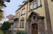 Appartement Location 2 chambres à Cernay - 680 € c.c. A CERNAY, dans une Maison de Maître, nous vous proposons cet Appartement F3 de 77m² en Rez de Chaussée surélevé et comprenant :
- Une Entrée,
- Une Cuisine Equipée,
- Un Séjour,
- 2 Chambres avec parquet.
Vous avez également un Balcon et une Cave.
Le chauffage est individuel au Gaz.