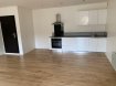 Appartement Location 1 chambre à Longwy - 680 € c.c. A LOUER A LONGWY-BAS A PROXIMITE DE LA GARE SNCF ET DE LA GARE ROUTIERE, UN APPARTEMENT DE TYPE F2 D'UNE SUPERFICIE HABITABLE DE 52M², SITUE AU REZ-DE-CHAUSSEE.
COMPRENANT: Une entrée dégagement, une cuisine équipée ouverte sur le salon/séjour, une chambre, une salle de bain avec un WC et un coin buanderie.
UN PARKING EXTERIEUR EST PRIVATIF Sécurisé.
DOUBLE VITRAGE PVC.
CHAUFFAGE ELECTRIQUE.
LOYER 650€.
CHARGES MENSUELLES 30€.
DEPOT DE GARANTIE 650€.
FRAIS D'AGENCE 650€.
APPARTEMENT DISPONIBLE A PARTIR DU 1ER NOVEMBRE 2021.
