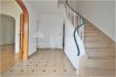 Maison mitoyenne Location 5 chambres à Luxembourg-Belair - 4 400 € Dans un quartier calme de Belair , Sigelux Real Eastate vous propose à la location cette grande maison mitoyenne complétement rénovée
L'objet se situe 18, rue Charlemagne L-1328 Luxembourg
La maison a une surface habitable de 220m2, et se compose comme suit :
Sous-sol :
- Garage fermé
- Buanderie
- Nouvelle chaudière
- Cave
Rez-de-chaussée :
- Hall Entrée
- Nouvelle cuisine équipée fermée
- Salle à manger
- Living avec véranda
- une toilette séparéE
- Accès vers terrasse et jardin
1er étage :
- Cage d’escalier + Hall
- 3 grandes chambres à coucher de 21m2, 19m2 et 17 m2
- Nouvelle salle de bain avec WC
2ème étage :
- Cage d’escalier + Hall
- 2 Chambres à coucher de 22m2 et 21 m2
- Nouvelle salle de douche avec WC
Loyer: 4400€
Garantie locative: 3 mois de loyer
Frais d'agence . 1 mois de loyer + Tva
Pour plus de renseignement ou un Rendez-vous pour visiter contactez :
SIGELUX : 46 71 31 ou info@sigelux.lu