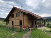 Maison Vente 3 chambres Gérardmer - 500 000 € Magnifique Chalet de 2015 édifié sur terrain de 3600 M2 offrant sur 170 M2 habitable -vaste salon séjour ouvert sur cuisine équipée- 3 chambres -2 salles d'eau- 2 WC- sous sol complet 3 voitures cave- buanderie-Très jolie vue- Exposition Sud- Prestations de qualités.