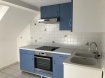 Appartement Location 2 chambres à Thionville - 660 € c.c. Appartement type F3 situé au troisième et dernière étage d'un immeuble de caractère comprenant une entrée, cuisine équipée, séjour avec nombreux rangements, bureau, deux chambres, salle d'eau et wc .