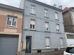 SPECIAL INVESTISSEURS.
A VENDRE A LONGWY-HAUT (54 400) UN IMMEUBLE DE RAPPORT AVEC 4 LOGEMENTS SUR 3 NIVEAUX AVEC UN REVENUS MENSUEL NET DE 3000€.

AVEC UN RENDEMENT ANNUEL BRUT DE 6.92%

COMPRENANT:

AU REZ-DE-CHAUSSEE:
Un appartement d'une superficie d'environ 70m², avec une entrée dégagement, une cuisine équipée ouverte sur le salon salle à manger avec un accès sur une cour de 30m² avec une buanderie et un cellier rangement, 2 chambres, une salle de douche avec un cabinet de toilette.

Actuellement loué 850€ + 50€ de charges mensuelles.

AU 1ER ETAGE:
Un appartement d'une superficie d'environ 60m², avec une entrée dégagement, une cuisine équipée, un salon salle à manger, une buanderie rangement, 1 chambre, une salle de douche avec un cabinet de toilette.

Actuellement loué 950€ + 30€ de charges mensuelles.

AU 2EME ETAGE:
Un appartement d'une superficie d'environ 60m², avec une entrée dégagement, une cuisine, un salon salle à manger, une buanderie rangement, 1 chambre, une salle de douche avec un cabinet de toilette.

Actuellement loué 450€ pas de charges mensuelles.

AU 3eme ETAGE (SOUS LES COMBLES):
Un appartement enntierrement meublé d'une superficie au sol de 64.29m².
(Loi Carrez 31m²), avec une entrée dégagement, une cuisine équipée ouverte sur le salon, 1 chambre, une salle de douche avec un cabinet de toilette.

Actuellement loué 750€ + 40€ de charges mensuelles.