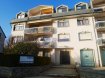 Studio Vente à Mondorf-Les-Bains - 275 000 € IDEAL POUR INVESTISSEMENT - ACTUELLEMENT LOUE
New Keys vous propose ce studio situé au 1er étage d'une résidence située en plein coeur de l'agréable commune de Mondorf les bains.
Proche de toutes les commoditiés (commerces, casino, thermes, parking, écoles...) la résidence possède un ascenseur et est bien entretenue.
La salle de douche comporte l'évacuation pour la machine à laver et le sèche linge.
Le coin cuisine équipée ainsi que la peinture ont été refait récemment.
Facilité pour se garer, nombreux parking à proximité.
Pour plus de renseignements, et/ou demandes de visites, merci de nous contacter au 27 99 86 23 ou par email à l'adresse info@newkeys.lu
Ref agence :5003247