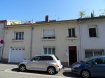 Duplex Vente 4 chambres à Laxou - 360 000 € LAXOU-VILLAGE, Appartement en DUPLEX avec terrasse
- R.CH. : un grand garage de 21 M2, portail motorisé avec commande électrique, un petit atelier, une entrée principale, un grand bureau attenant, un Poêle Lorrain en faïence en parfait état, un WC , une buanderie, une chaudière au gaz récente de marque Chaffoteaux,
- Au 1er étage : une cuisine intégrée en parfait état de 19.17 m2, une belle salle de bains avec WC éclairée par une fenêtre, la cuisine est ouverte sur un agréable et spacieux salon de 41 m2 avec cheminée, une grande chambre,
- 2ème étage : une chambre parentale éclairée par velux et une porte-fenêtre ouvrant sur une belle terrasse de 23 m2, une chambre d’amis, une salle de bains équipée d’une douche à l’italienne et WC,
- Sous-sol : belle cave voûtée,
Le bien est équipé de deux salles de bains et de trois WC. Toutes les fenêtres sont munies d’un double-vitrage en parfait état. La couverture est neuve. La toiture est isolée. La terrasse est récente et en parfait état.
PRIX : 360 000 euros
Agence KLAA 8 rue Girardet 54000 NANCY 06 80 44 77 95