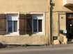 Appartement Vente 1 chambre à Briey - 45 000 € Appartement Briey 2 pièce(s) pas de charges. Dans maison, F1 bis au rez de chaussée composé d'uneUne pièce à vivre ouverte sur cuisine équipée, une chambre, une salle de bains avec baignoire.Chauffage électrique avec radiateurs à inertie.Pas de charges de copropriété.Loué 330 euros/mois.