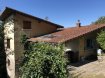 Maison Vente à Plombières-les-Bains - 86 000 € Commune de Plombières les Bains. Une maison comprenant au rez-de-chaussée: une terrasse en partie couverte, entrée, cuisine équipée, WC-salle de douche, séjour, balcon. En duplex: une chambre, dressing. Au rez-de-chaussée bas: une cave-chaufferie, une pièce (chambre).