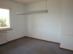 Local commercial Vente à Hégenheim - 159 000 € F3 professionnel à vendre à Hégenheim . Au RDC d'une résidence de standing, au calme, ce spacieux F3 de 67 m2 comprend : une cuisine ouverte sur un séjour avec terrasse ombragée, jardin privatif de 61 m2, 2 chambres, une salle de bains et WC séparé avec lave-mains. Cave de 11 m2, garage/box fermé et place de parking. Chauffage collectif au gaz. Ce F3 peut convenir à un cabinet de profession libérale. Disponible de suite.