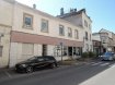 Immeuble de rapport Vente à Algrange - 219 000 € IMMEUBLE DE RAPPORT ET LOCAL COMMERCIAL. IMMEUBLE DE RAPPORT à ALGRANGE composé d'un studio actuellement libre, un local commercial (possibilité 1F2/ 1F3), 1F3, 1F2, 1F4 . Pour plus de renseignements veuillez contacter l'agence.