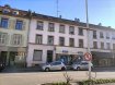 Immeuble de rapport Vente à Sarreguemines - 520 000 € Immeuble à Sarreguemines. Immeuble comprenant :
Au rez de chaussée : 1 lot commercial d'environ 100m² Allianz une cave et 1 lot d'habitation type F1
Au 1er étage : 1 lot d'habitation type T6 avec terrasse et jardin suspendus
Au 2ème étage : 1 lot d'habitation type T5 avec terrasse
Au 3ème étage : 1 lot d'habitation type T2 bis sous combles
3 studios meublés Chauffage électrique
Garage : 1 véhicule petites caves individuelles
Contactez-nous au 03 72 64 01 02