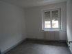 Appartement Location 1 chambre à Nancy-Boudonville - Scarpone - Libération - 440 € c.c. NANCY, non loin de la faculté des Lettres, de l'IRTS et du lycée Georges de la Tour, dans petit immeuble privatif, appartement deux pièces, cuisine séparée avec kitchenette équipée, salle de bains, wc, chauffage individuel au gaz, Loyer : 395 euros plus 45 euros de charges,
AGENCE KLAA, 8 rue Girardet NANCY 06 80 44 77 95