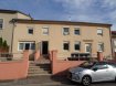 Appartement Vente 2 chambres à Thionville - 159 000 € Appartement 3 pièce(s) 83.79 m2. OEUTRANGE - Situé 14 place Saint Luc, cet appartement de 83 m² avec entrée privative comprend une entrée, une pièce de vie avec cuisine de 39 m², une salle de douche , 2 chambres et un WC individuel.Aucun défaut diagnostics.IMMO DM 03.82.57.31.87 dont 6.00 % honoraires TTC à la charge de l'acquéreur.Copropriété de 3 lots (Pas de procédure en cours).Charges annuelles : 150.00 euros.