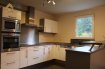 Appartement Vente 2 chambres à Luxembourg-Rollingergrund - 749 000 € Nous vous proposons à la vente ce très bel appartement de +/- 103m2, idéalement situé dans une résidence récente à Rollingergrund. Situé au 2ième étage Il se compose comme suit :- Cuisine équipée ouverte sur salon/salle à manger donnant accès à un balcon sans vis-à-vis,- 2 spacieuses chambres à coucher,- Une salle de bain avec double vasque et wc,- WC séparé,- Débarras.L'appartement dispose également d'une cave, d'un emplacement de parking intérieur, d'une buanderie commune, et d'un jardin commun. Disponible de suite !!Ref agence :72699